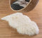 IPEA Tappeto di Vera Pelle di Pecora Bianco - Made in Italy - 90/100 cm - Scendiletto in Pelle Naturale - Pelliccia Morbida e Folta per Camera da Letto, Salotto, Arredamento