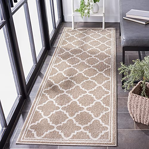 SAFAVIEH Boho Teppich für Wohnzimmer, Esszimmer, Schlafzimmer - Amherst Collection, Kurzer Flor, Weizen und Beige, 69 X 213 cm