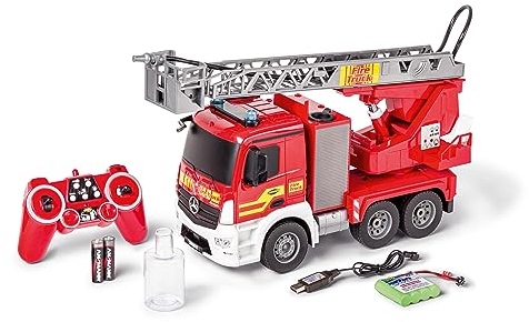 Carson 500907670 1:20 MB Feuerwehr m. Drehleiter 100% RTR - Ferngesteuertes Fahrzeug, Wasserspritzfunktion, inkl. Batterien und Fernsteuerung, RC Feuerwehr