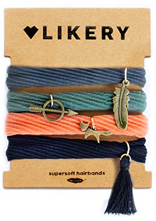 LIKERY Haargummis & Stoffarmbänder Set – supersofte Zopfgummis für Damen & Mädchen – elastisch, ohne Druckstellen – Armband mit Anhängern (Feder, Pfeil, Fuchs, Tassel) – Grau, Grün, Orange, Schwarz