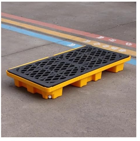 Piattaforma industriale di contenimento delle fuoriuscite di petrolio dal design discreto per un facile controllo delle fuoriuscite, con accesso allo scarico e mobilità del carrello elevatore