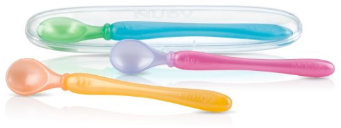Nuby 3er-Pack Easy Go Löffel und Reiseetui, Farben können variieren, ab 9 Monaten.