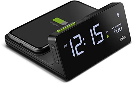 Braun Digitaler Wecker mit VA-LCD-Display, kabelloses 10W Qi-Schnellladepad, automatische Einstellung der Hintergrundbeleuchtung, Schnellschaltung, Pieptonwecker in Schwarz, Modell BC21B.