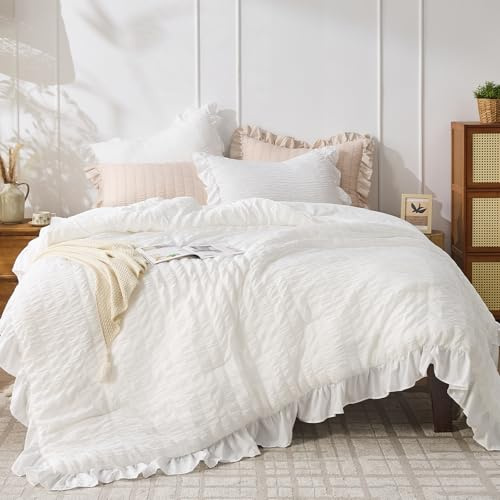 JOLLYVOGUE Juego de edredón blanco tamaño Queen, 3 piezas de sirsaca con volantes para todas las estaciones, juego de ropa de cama ligero y suave para mujer (1 edredón, 2 fundas de almohada)