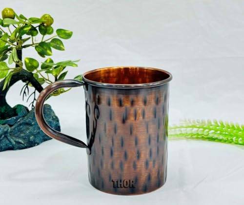 THOR INSTRUMENTS Gehämmerter Kupferbecher - Rostbraun, ein festliches Geschenk, schwarzes Kupfer innen, authentische Tasse für Cocktailgetränke, Bierbar-Partys