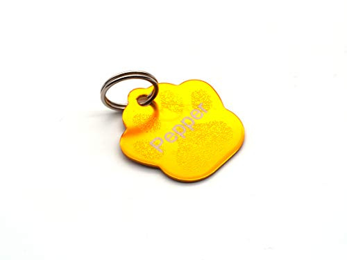 Hundemarke Pfote mit Gravur Personalisiert - Tiermarke Hund, Katze | Schwarz, Blau, Gelb, Rot | Aluminium | Vorder- und Rückseite graviert | inklusive Schlüsselring (Gelb)