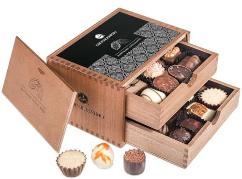 CHOCOLISSIMO - 20 Pralinen in einer Holzschachtel mit Gravur | Schokolade | Personalisiertes Geschenk | Personalisierung | Personalisierte Pralinen in einer Holzbox | individuelle Geschenkidee