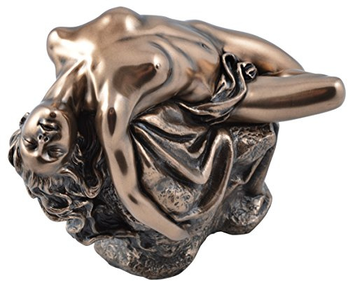 Statua in pietra bronzata