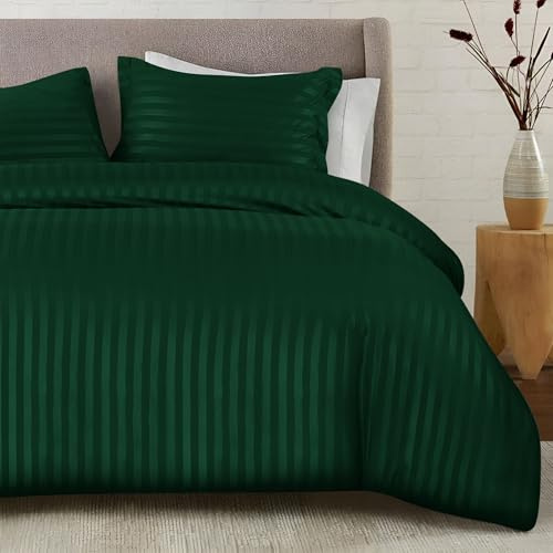 QATAN Premium Hotel Quality Satin Stripe Duvet Cover Set King with Pillowcases | Reversible Hypoallergenic Soft Quilt Bedding | Easy Care Breathable Luxury Linen (Emerald, King)