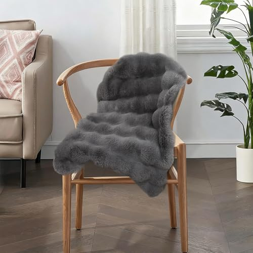Votoko Tapis en Peau, Tapis de Salon en Fourrure Synthétique à Poils Longs 50x80cm, Lavable et Antidérapant, Confortable et Moelleux à Haute Densité pour Salon, Chambre et Descente de Lit
