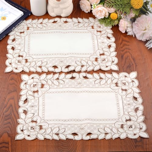 URROMA 2 centrini quadrati in pizzo, tovaglia bianca con stampa a fiori ricamati, tovagliette in pizzo per comò e tavolini, 28 x 43 cm