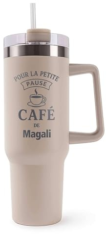 Planetee Mug Isotherme 1,2L - La Pause Café de Magali Beige – Bouteille avec Anse, Paille et Couvercle – Idée Cadeau Gourde Personnalisée Café