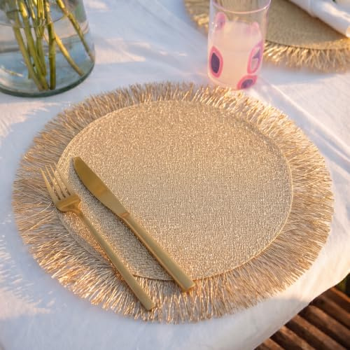 FAVE 4er Set Gold Runde Platzset, Hohlausschnitt-Quasten-Design (38 cm) | Hitzebeständig, leicht zu reinigen, elegantes Tischdeko, Platzsets Abwaschbar für Events, Zuhause & täglicher Gebrauch
