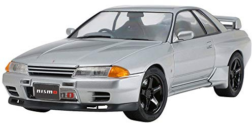 TAMIYA 24341-000 300024341 – 1:24, Nissan Skyline GT-R (R32) Nismo stående modell, inte målad
