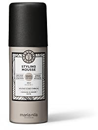 Maria Nila Mousse Coiffante 100 ml, Tenue 4/5, Donne du Volume & Réduit l’Électricité Statique, Les Antioxydants Préservent la Couleur des Cheveux, 100% Végan & Sans Sulfate/Parabène