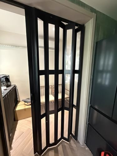 Puerta Plegable Puerta Plegable Negra de PVC, Puertas Interiores Corredizas de Plástico, Panel Divisor de Ambientes Multipliegue para Pasillo y Baño, Cerraduras Magnéticas, Puerta Tipo Concertina(63cm