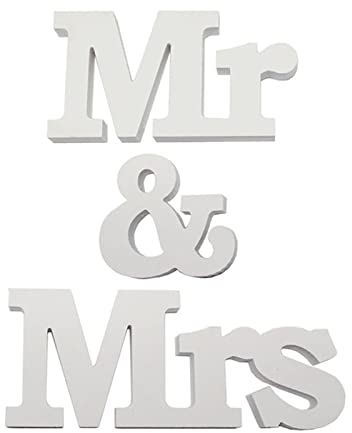 Mr & Mrs Letters for Wedding Table Decoration, Mr & Mrs Sign Stand Wooden Letter Wedding Top Reception Sweet Home Decor Anniversary Party Decor Mr and Mrs Present