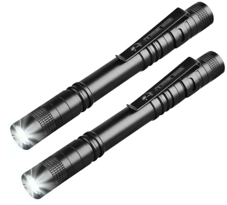 HYVCZP Torcia a Penna LED, 500 Lumen, Mini Torcia Tascabile con Clip, Alimentata a 2 Batterie AAA, Resistente agli Schizzi, per Interni, Campeggio, Emergenza (2)