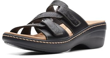 Clarks Women's 26158230Sandal