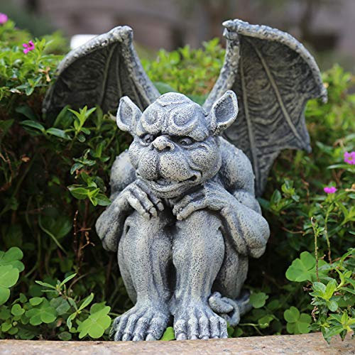 OwMell Statue de gargouille - Sculpture de gardien de jardin gothique pour intérieur ou extérieur - Statue de décoration de jardin assis avec les mains sur les genoux - 17,8 cm