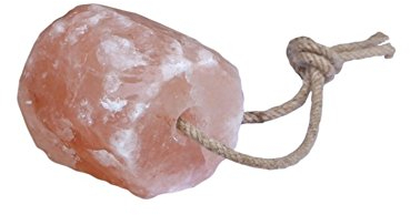 Salzleckstein Himalaya 2-3 Kg mit Kordel, in Folie eingeschweißt, Einzelfutter für Pferde