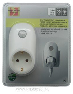 Zwischenstecker mit Bewegungsmelder 120°, 9m Reichweite, 230V/1200W, weiß