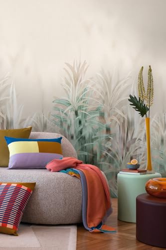 Livingwalls Palmen-Tapete by COSMOPOLITAN – Beige, Grün – 8,80 x 0,53 m | Florales Palmen-Motiv als natürlicher Blickfang – matte Motivtapete, einfach zu verkleben & spurlos abziehbar