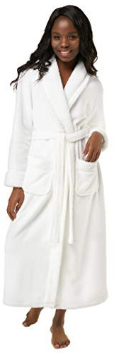 Turquaz Oversize Premium Luxury Ultra Soft Warm Robes for Women Plush Fleece Bathrobe for Women with and Spacious Pockets