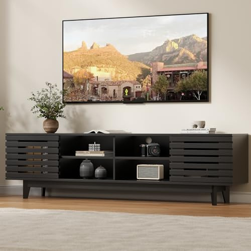 Gyfimoie Schwarzer TV Schrank mit Verstellbarer Ablage, Lowboard mit 2 Schiebetüren und 6 offenen Regalen, für Fernseher bis 70, für Wohnzimmer, Esszimmer, Schlafzimmer, 165x38x45 cm | TV Board mit 2 Schiebetüren und 6 offenen Regalen, Fernsehschrank mit Verstellbarer Ablage für Wohnzimmer, Schlafzimmer