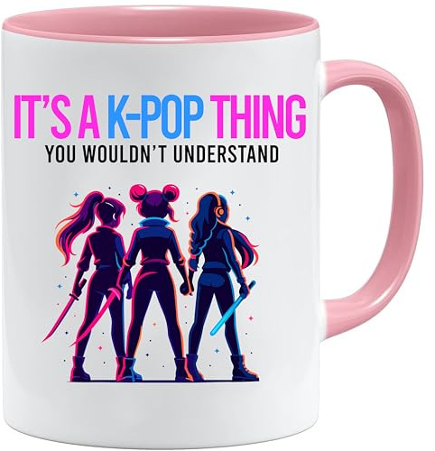 kpop Taza de anime con texto It's a Kpop Thing | Divertida taza de café idea de regalo para los fans de anime | Taza de merchandising Kpop para oficina o escuela |