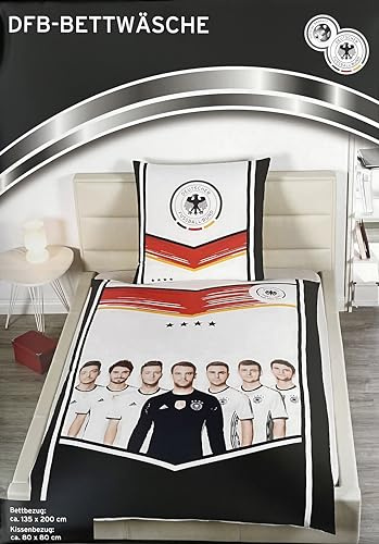 DFB Bettwäsche Fan-Set 135x200cm + Kissen 80x80cm - Team Deutschland Limited Edition Nationalmannschaft Germany Fußball Weltmeister 4 Sterne