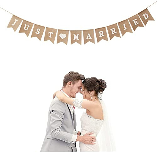 JUST MARRIED Hessian Bunting Banner Rustic Burlap 12 Flags Photo Booth Props Signs for Wedding Car Wedding Party Decoration Home Indoor Outdoor Decor Hanging Reception Garlands Pre-Strung NO DIY