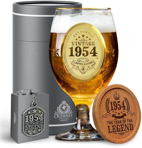 CROWNLY CRYSTAL® Personalisierte Geschenke Bierglas Mit Gravur 1954 Sinnvolle Geschenke Für Papa Opa Geschenk Onkel Geschenk Geburtstagsgeschenk Für Männer Für Männer 70 Geburtstag Mann