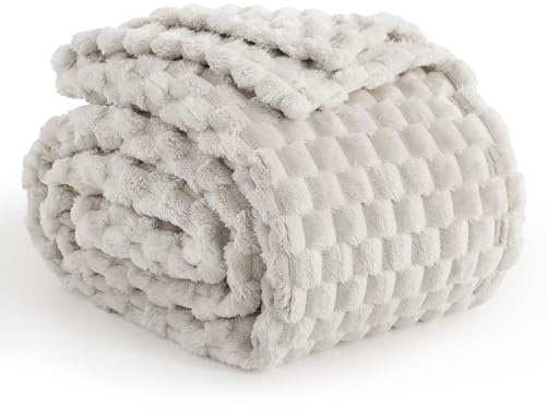 Aisbo Kuscheldecke Flauschig Decke Beige - Fleecedecke 130x150 cm als Sofadecke Couchdecke, Weich Kuschelige Wohndecke für Wohnzimmer Deko Blanket, Dicke Warme Plüschdecke
