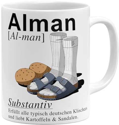 OM3® lustige Kaffee-Tasse mit Spruch - Alman - Typisch Deutsch Sandalen Kartoffeln Socken meme I - Keramik Becher - 325ml - Beidseitig Bedruckt - Weiss
