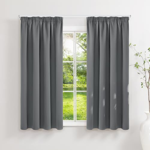 Runyéla Gardinen mit Kräuselband Vorhänge Blickdicht Hellgrau Verdunkelungsvorhänge 2er Set 140 x 120 (HxB) für Schienensystem, Thermovorhänge Kälteschutz Schiebegardinen für Wohnzimmer Curtain