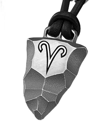 Element of Gods Titan-Anhänger Faustkeil mit Widder Sternzeichen – Maskuline Herren-Halskette aus schwarzem Lederband und robustem Titan – Astrologie Schmuck & Tierkreiszeichen Geschenk für Männer