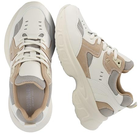 CUSHIONAIRE Sneaker Strike Chunky da Donna + Memory Foam, Ampie larghezze Disponibili, Bianco/Marrone Chiaro 39 EU