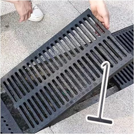 Black Channel Drain with Grate - 50x25x3cm Rectangle Yard Drainage Trench Rainwater Management Durable Sewer Strainer Ideal for Outdoor Use