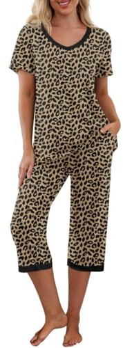 PrinStory Womens Pyjamas Set Short Sleeve T Shirt and Capri Pants Loungewear Sleepwear Pjs Sets with Pockets