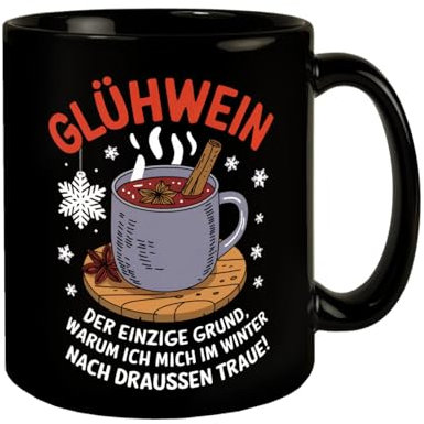 Glühwein im Winter Tasse Schwarze KaffeeTasse mit Sternanis Zimtstange auf Holzbrett Optik Schneeflocken-Dekoration Glühwein