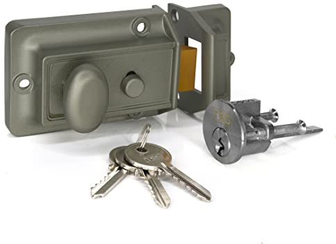 UK Security Supplies Traditional Nightlatch - 60mm Backset - Green Body - Supplied with Rim Cylinder (3 Keys) & Fixings - External Door Lock for Front Door and Back Door. (Green/Silver Cylinder)