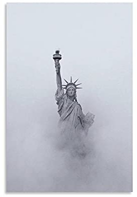 GNKIO Statue of Liberty in The Clouds Famous Buildings Poster Dekorative Malerei Leinwand Wandkunst Wohnzimmer Poster Schlafzimmer Malerei 12x18inch(30x45cm)