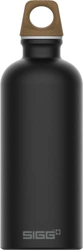 SIGG - Alu Trinkflasche - Traveller MyPlanet - Made in Switzerland - Für Kohlensäurehaltige Getränke Geeignet - Auslaufsicher - Federleicht - BPA-frei - 0,6L / 1L