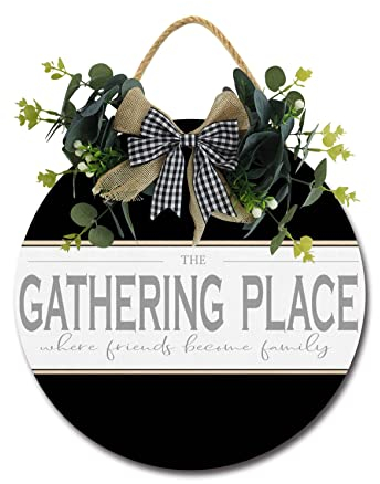 The Gathering Place Haustürschild, lustige Kränze zum Aufhängen, Holzschild, Dekoration, rund, rustikal, Holz, Bauernhaus, Veranda, Dekoration für Zuhause, Haustür, 28,9 x 27,9 cm