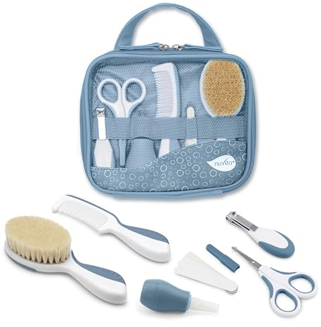 Nuvita 1146 | Set Completo per la Cura del Bambino | Trousse da Bagno | Bellezza per Neonati | Forbicine per Unghie e Capelli | Ideale per Asilo e Viaggi | Senza BPA | Powder Blue