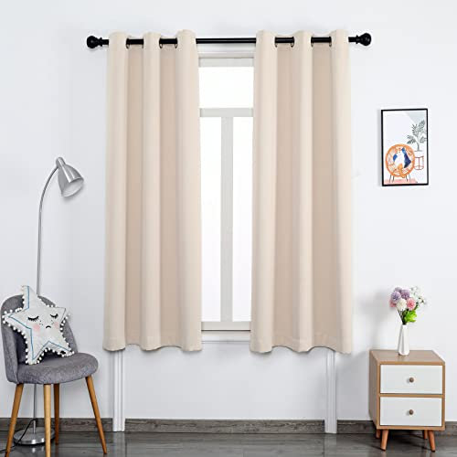 Thermoisolierte Verdunkelungsvorhänge mit rostfreien Ösen, Beige, 132,1 cm B x 91,4 cm L