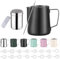 Zuquik Brocca per latte in acciaio inox, 600 ml, barista con misurazione Mark 20oz, bricco per latte con spargicacao, 16 stencil e penna per cappuccino e espresso, nior