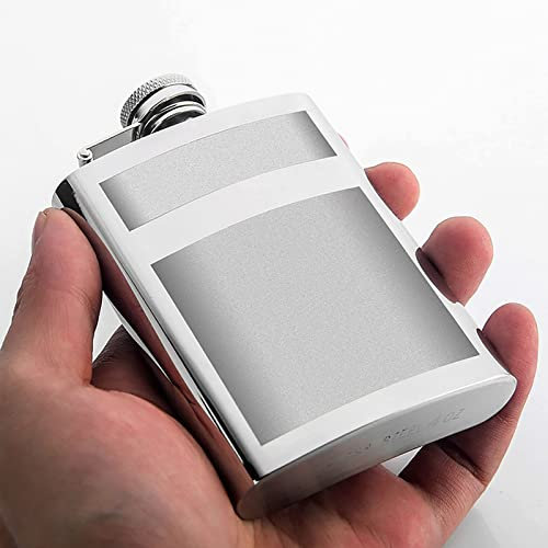 Flacon en Acier Inoxydable, Flacon étanche de 4 oz avec Entonnoir, Corps incurvé à 15 °, Prise en Main Confortable et Facile à Transporter, Conception de Couvercle Monobloc, pour Whisky, Rhum, Vodka