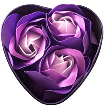 3 rosas de jabón de color violeta perfumadas.